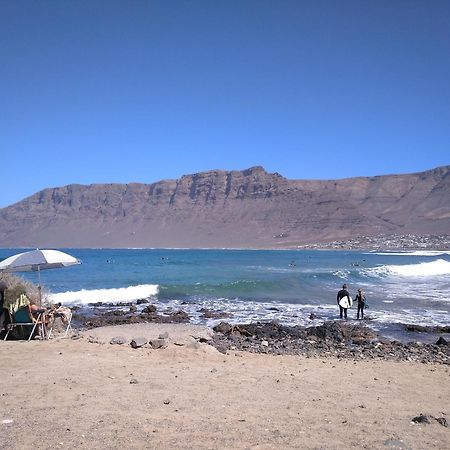 Famara Rooms Экстерьер фото